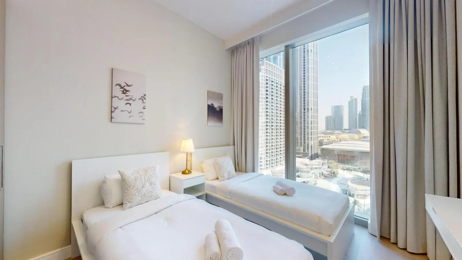 Forte Tower - Aesthetic Three Bedroom In Downtown Dubai Apartment